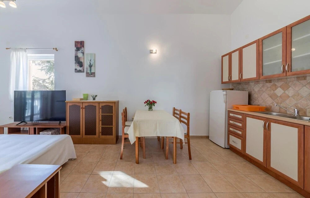 Awesome Apartment in Vodnjan With 1 Bedrooms and Wifi