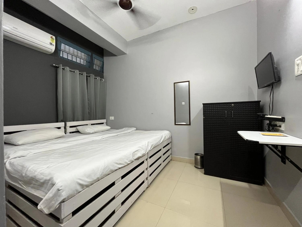 Urban Inn Rukminigaon