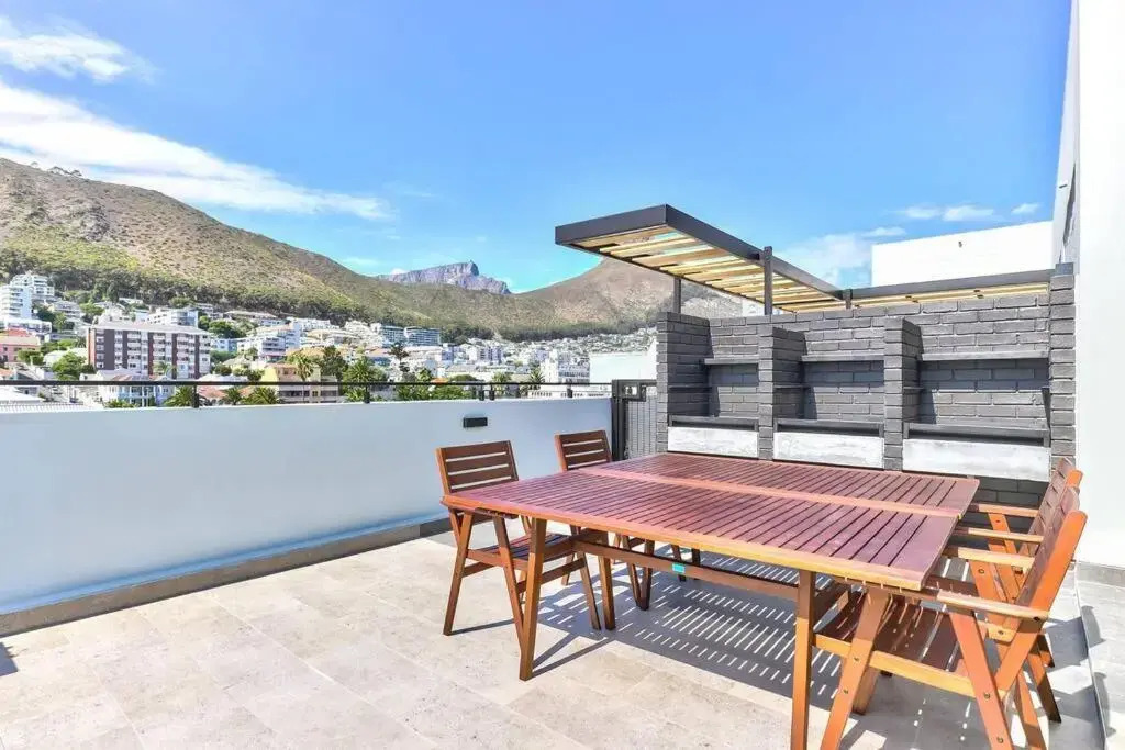 Ideal work from home,studio in new development!
