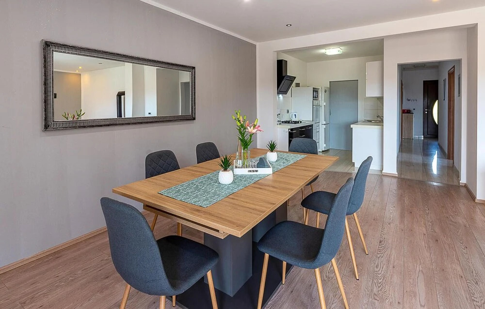 Nice Apartment in Pula With Wifi and 2 Bedrooms