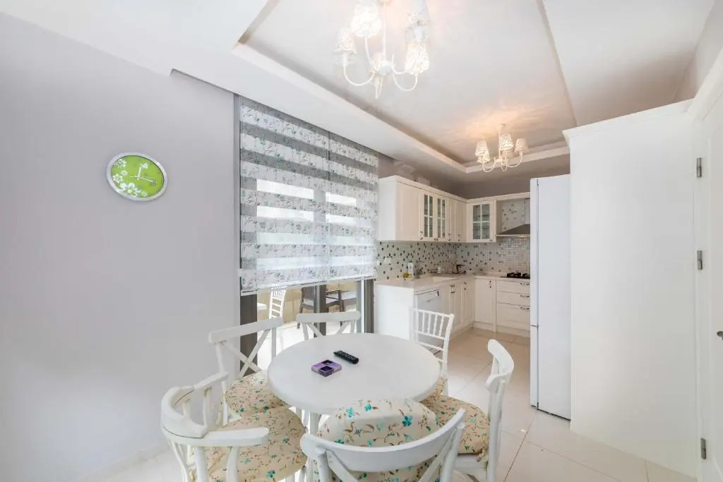 Villa Gunes 2 Icmeler Daily Weekly Rentals