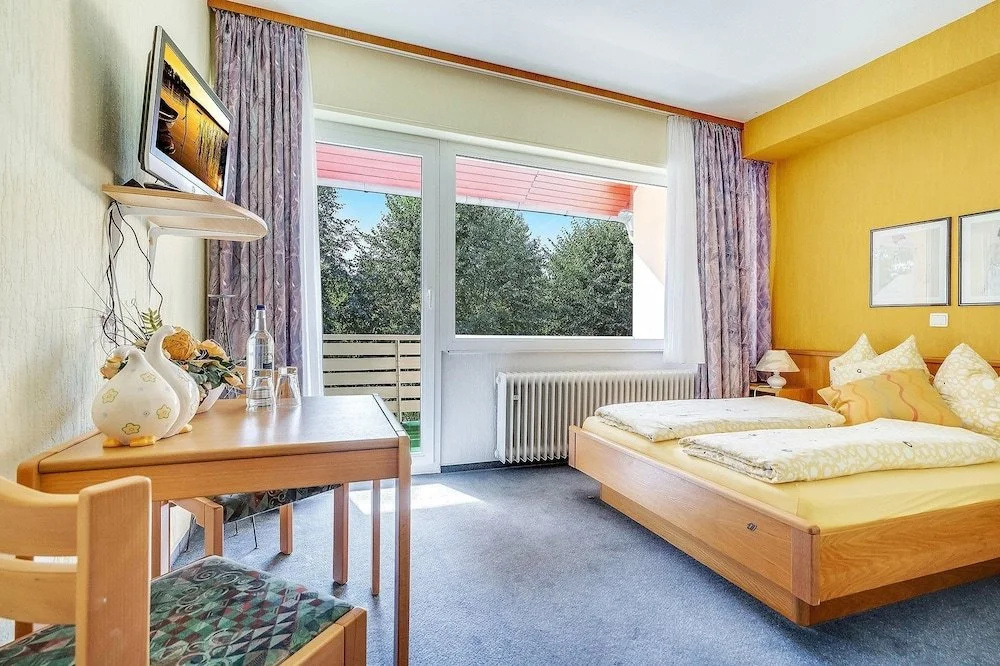 Burghof Hotel Garni