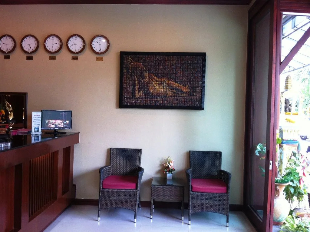 Hemingways Hotel