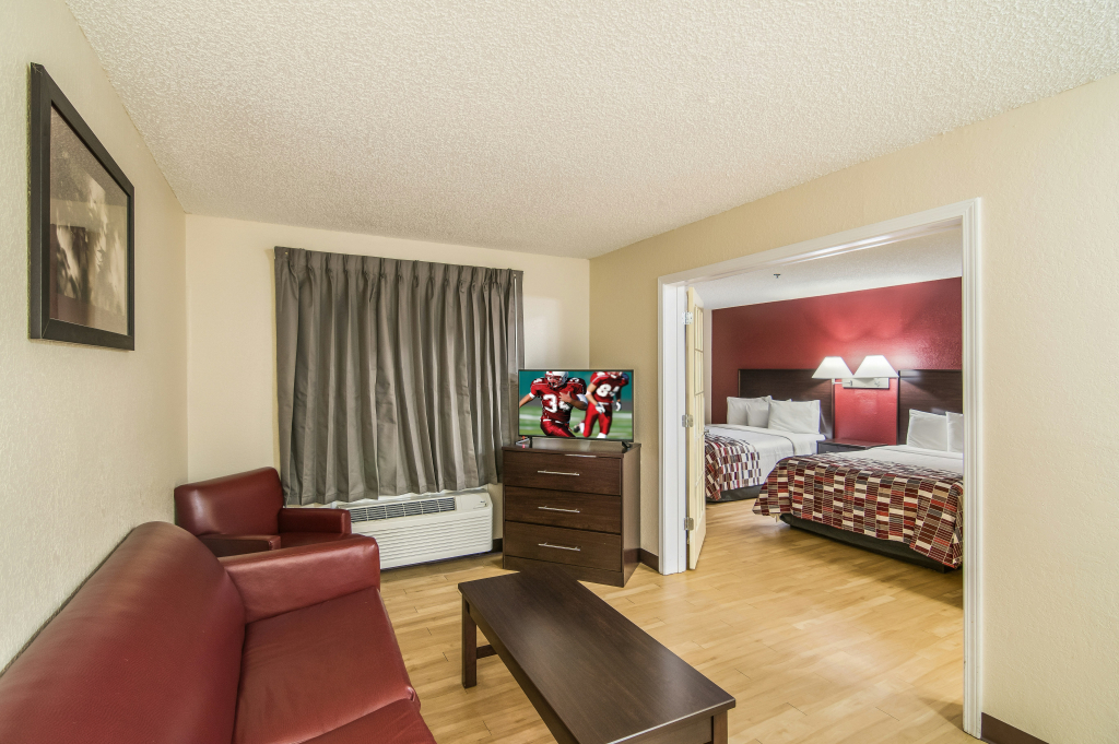 Red Roof Inn & Suites Pensacola East - Milton