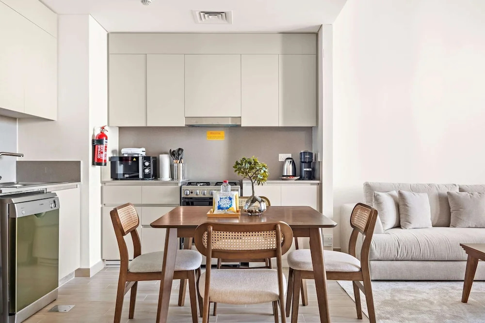 Silkhaus Stylish 1bdr With Pool Balcony Dubai Creek Harbour