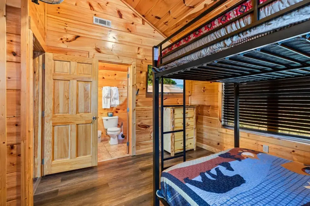 Heavenly Heights by Ghosal Luxury Lodging