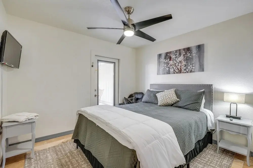 Private Pool & Patio! Home 8 Mi to Dtwn Phoenix