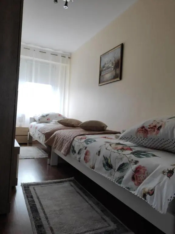 Apartament Red