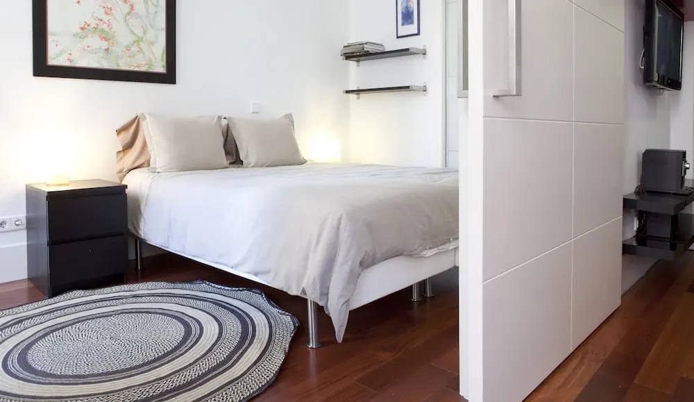 Modern Flats in Justicia by Allô Housing