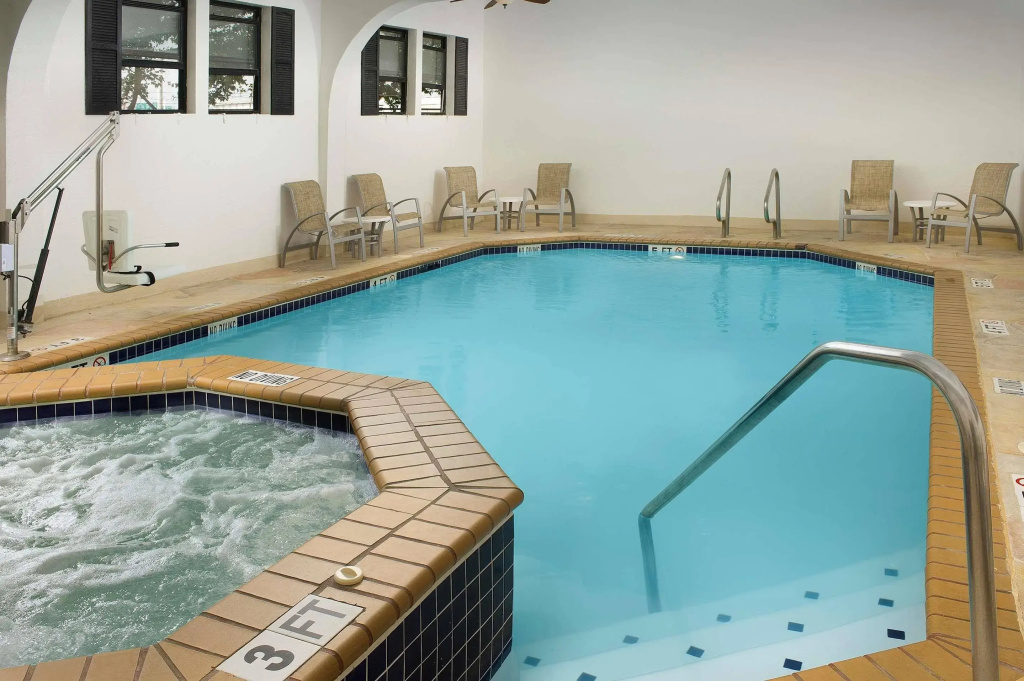 Best Western Alamo Suites