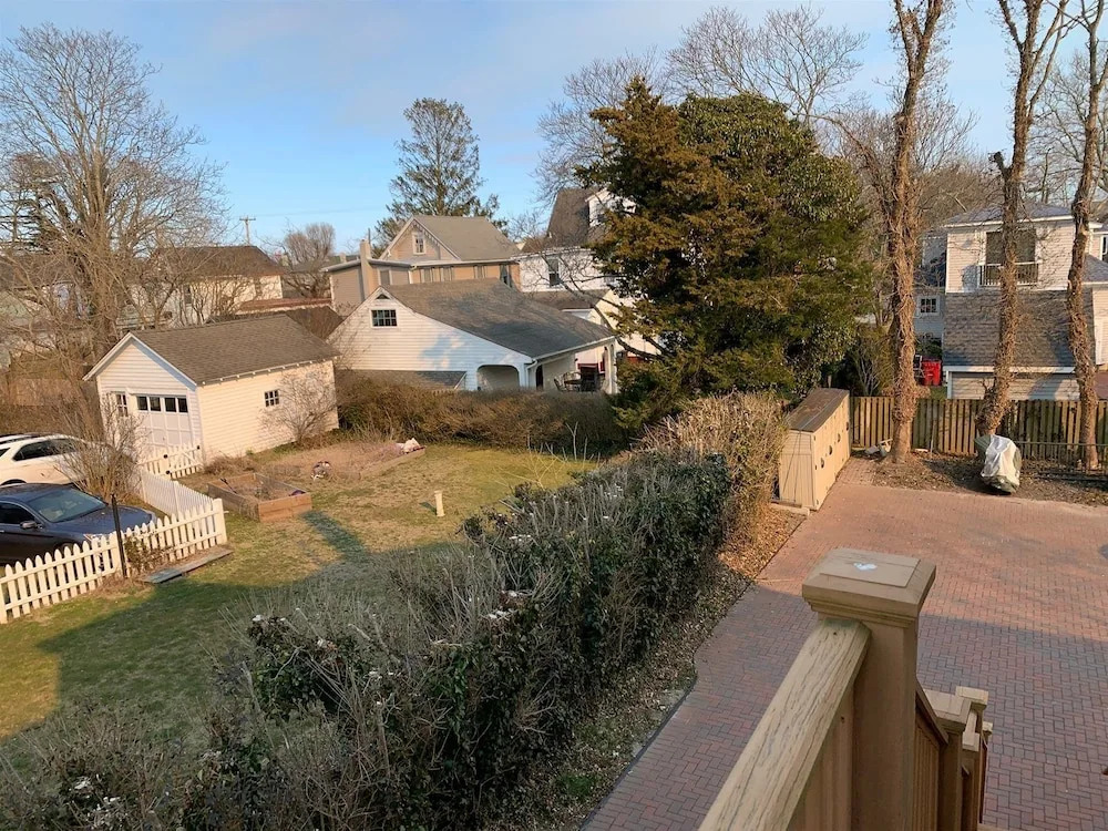 Cm1136-38 Lafayette Street
