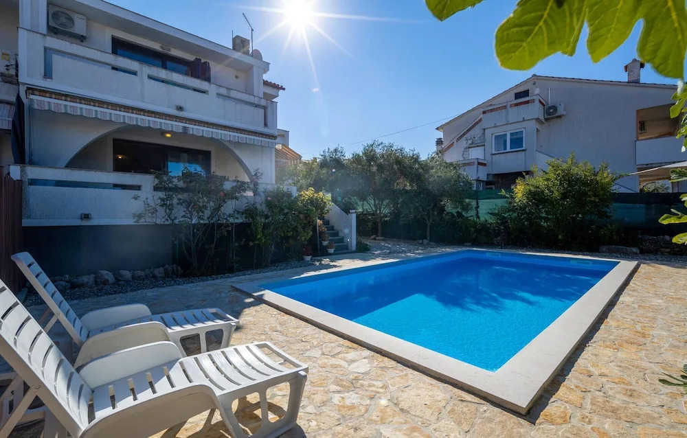 Gorgeous Home In Punat