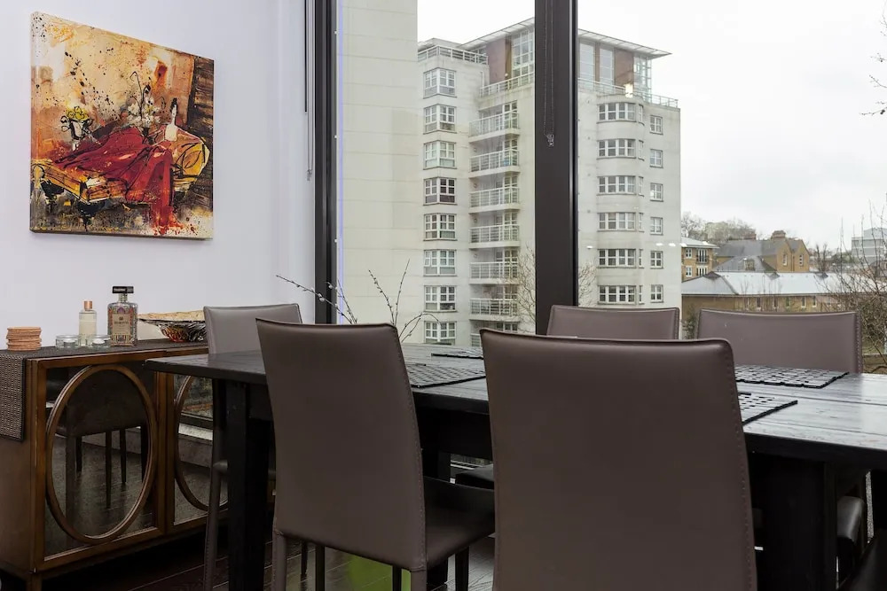 East Putney 2 Bedroom Apartment