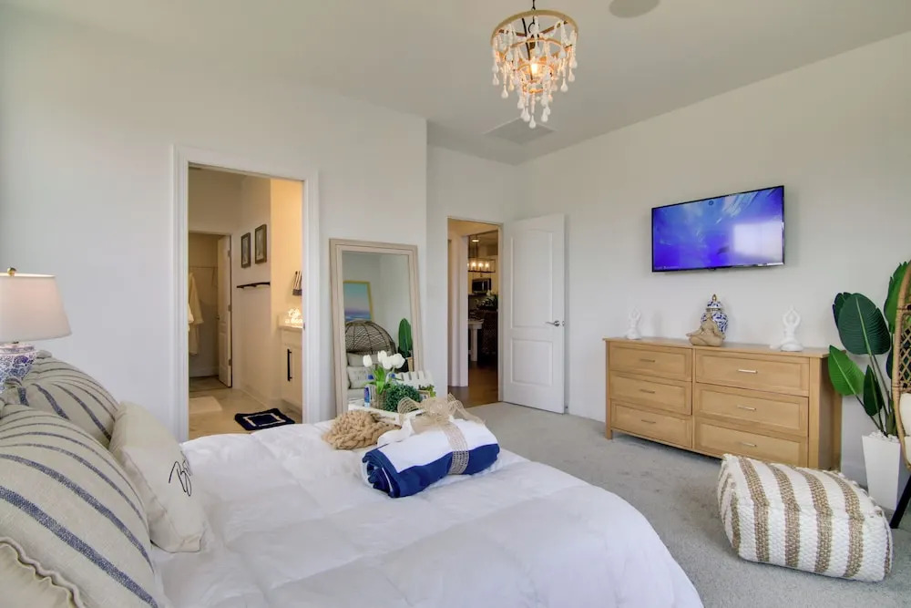 Ocean View Home w/ Beach Shuttle, 5 Mi to Coast!