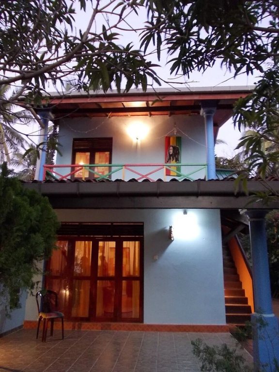 Sri Beach Bungalows And Villa