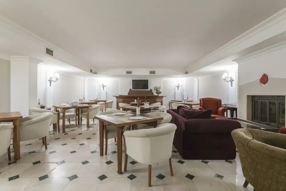 Bay Nihat Otel Lale