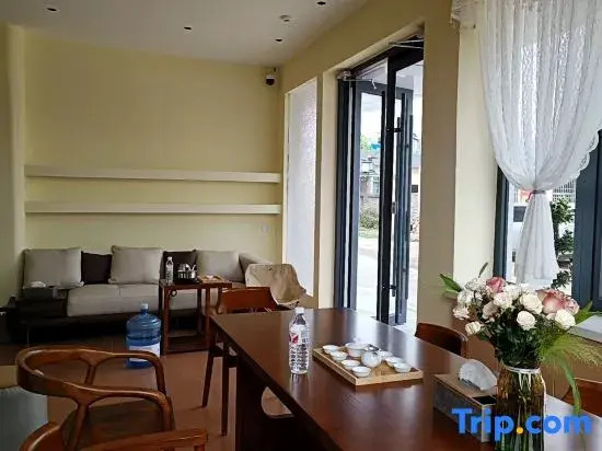 Wanfenglin Shanxun Homestay (Wanfenglin Visitor Center)