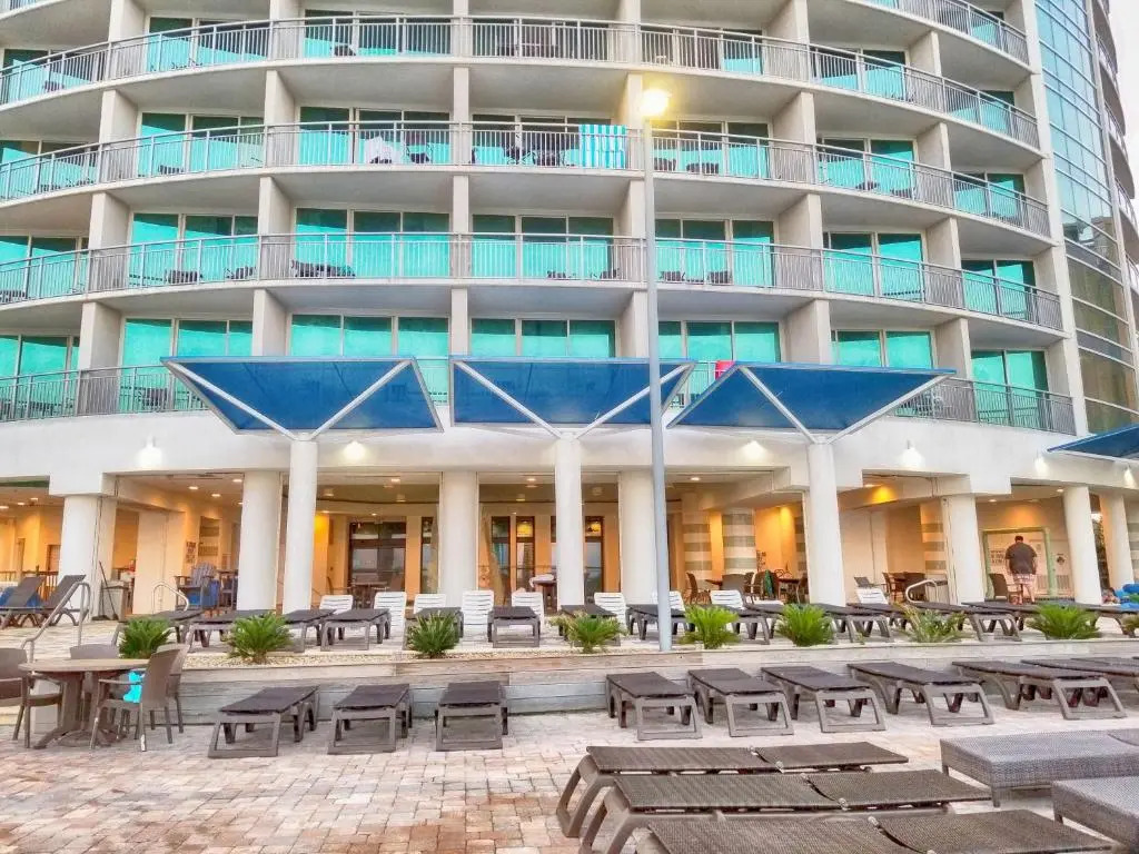 15th Floor Ocean Front