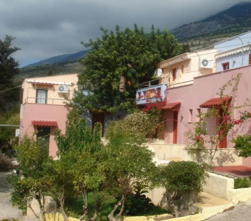 Aenos Village