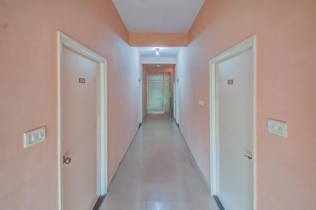 OYO 60301 Mangalam Guest House