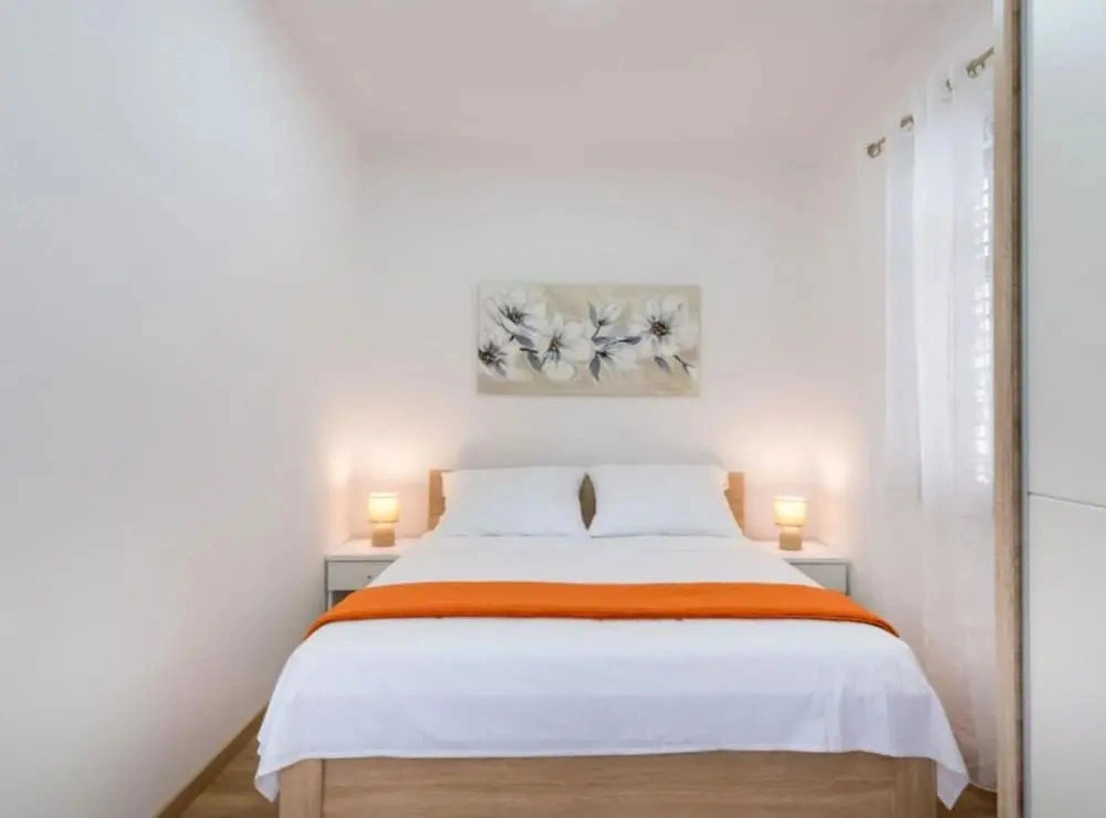 Stone Haven Apartment