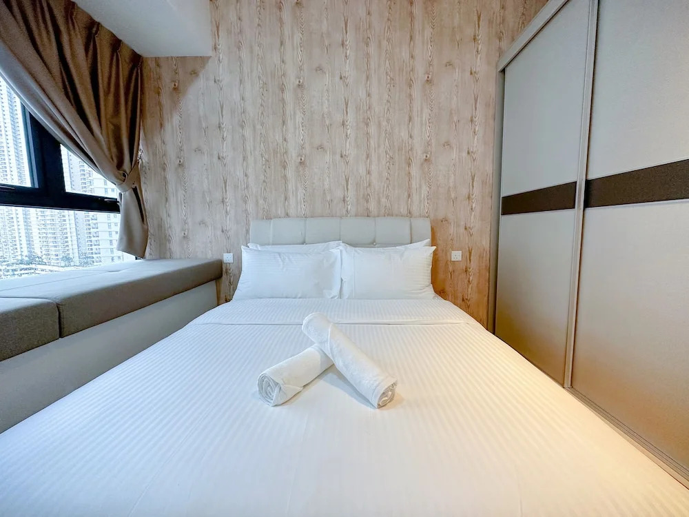 Country Garden Danga Bay NEO Suites