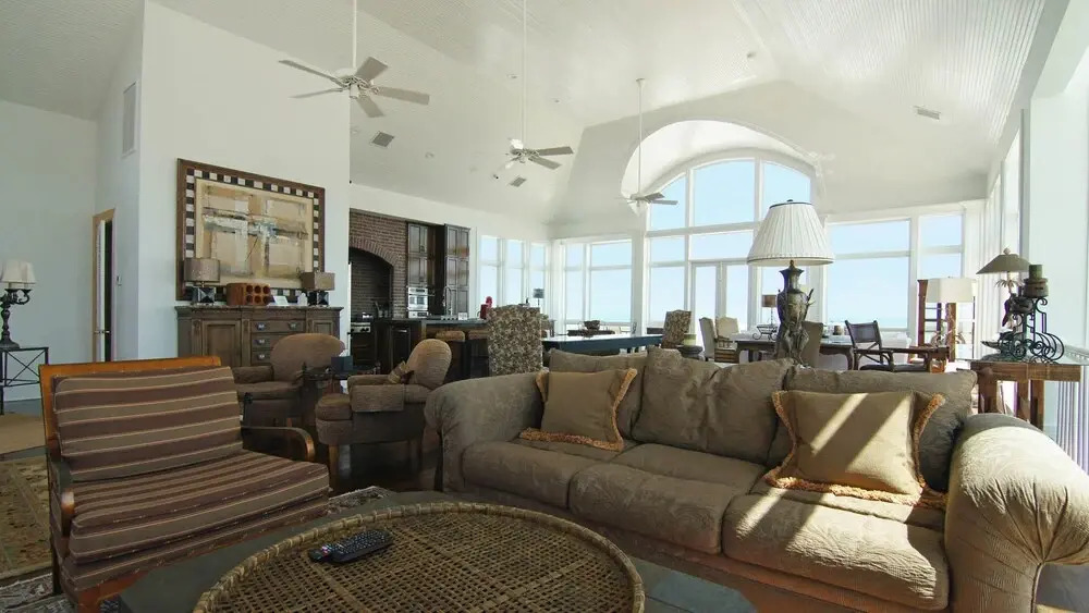Skywalk Lodge