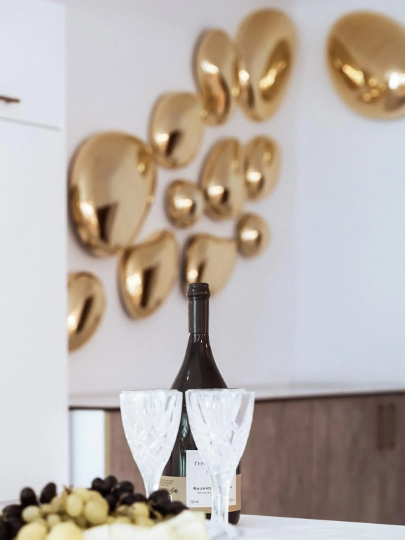 Luxury 3BR Apartment in the Heart of the City