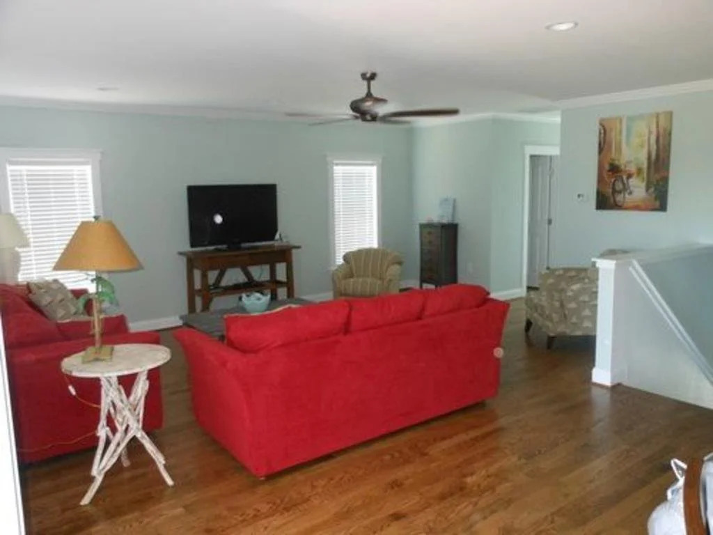 Lifes A Beach 4 Bedroom Home by RedAwning