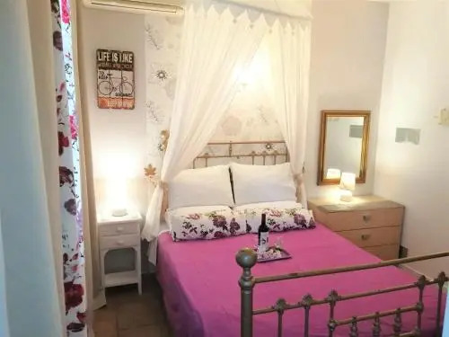Kikis Apartments