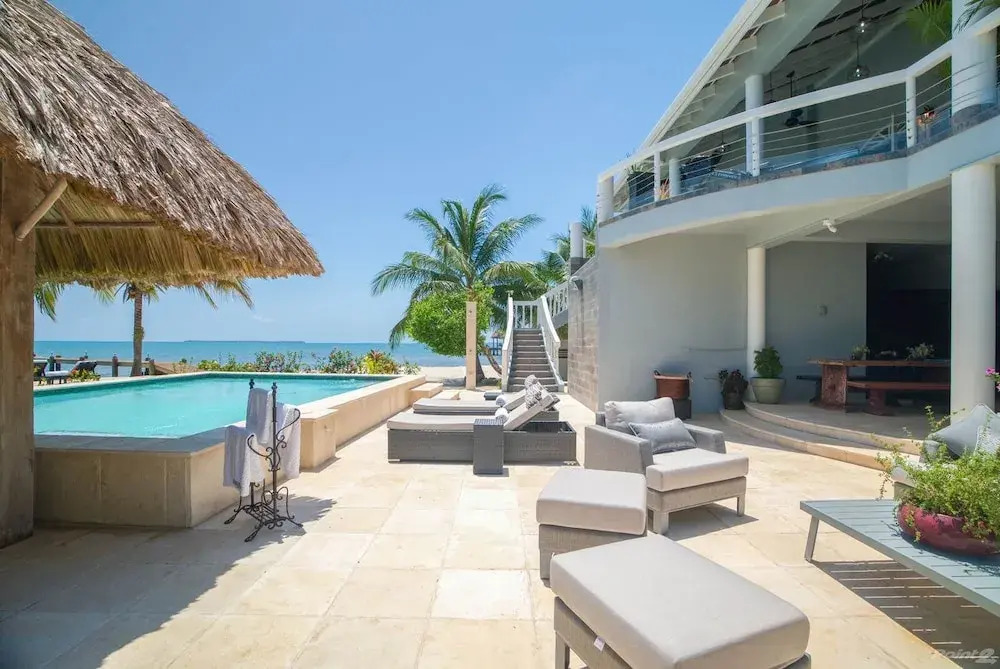 Kairos - Luxury Oceanfront Villa w 2 Pools Beach Pier