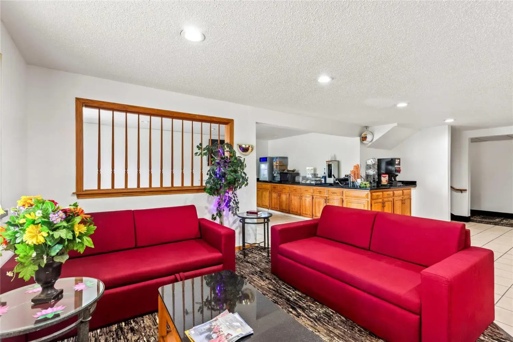 Quality Inn & Suites Howe - Sturgis