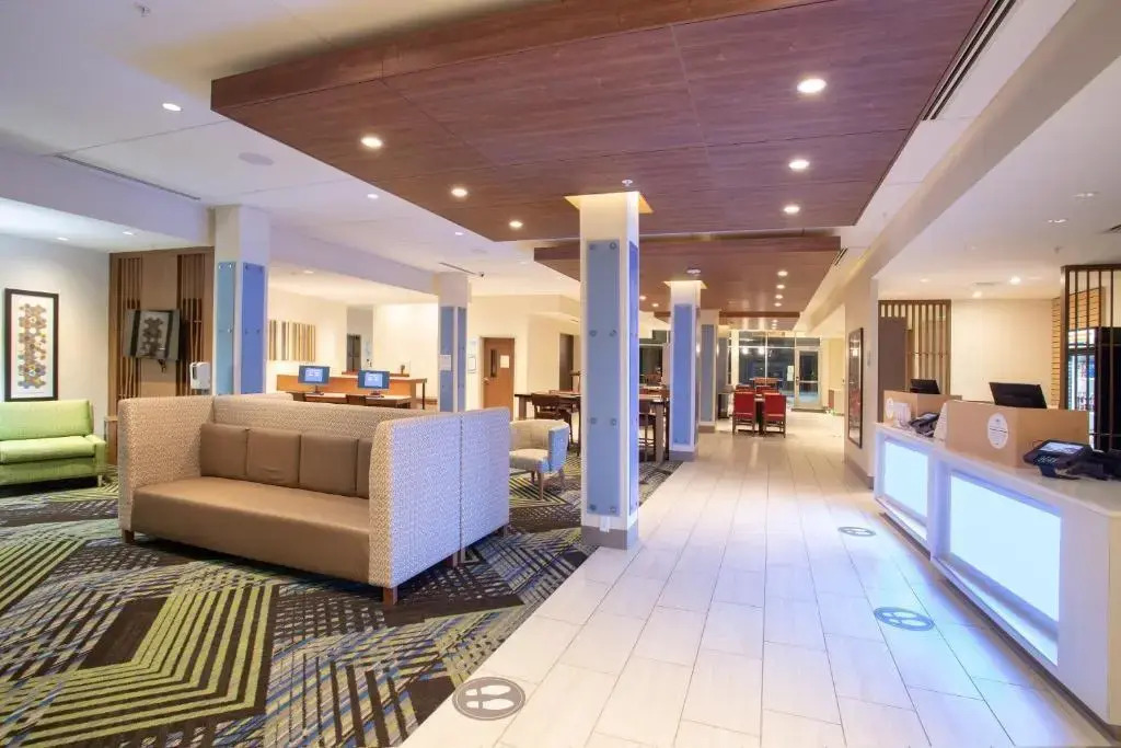 Holiday Inn Express & Suites - Goodland I-70 by IHG