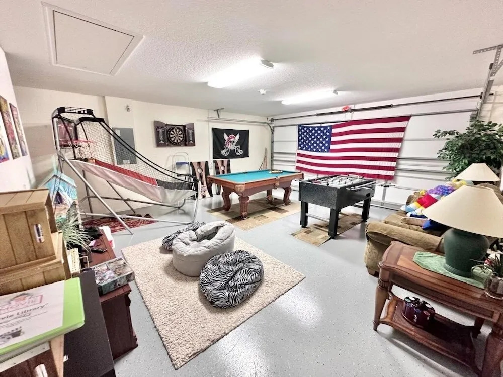 Cozy 4 Bed Pool Home With Game Room 4 Bedroom Home by RedAwning
