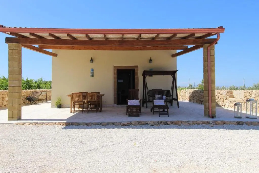 Scalecci, country home