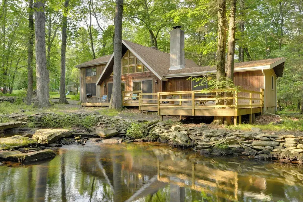 Secluded Stroudsburg Home - 5 Mi to Ski Resort