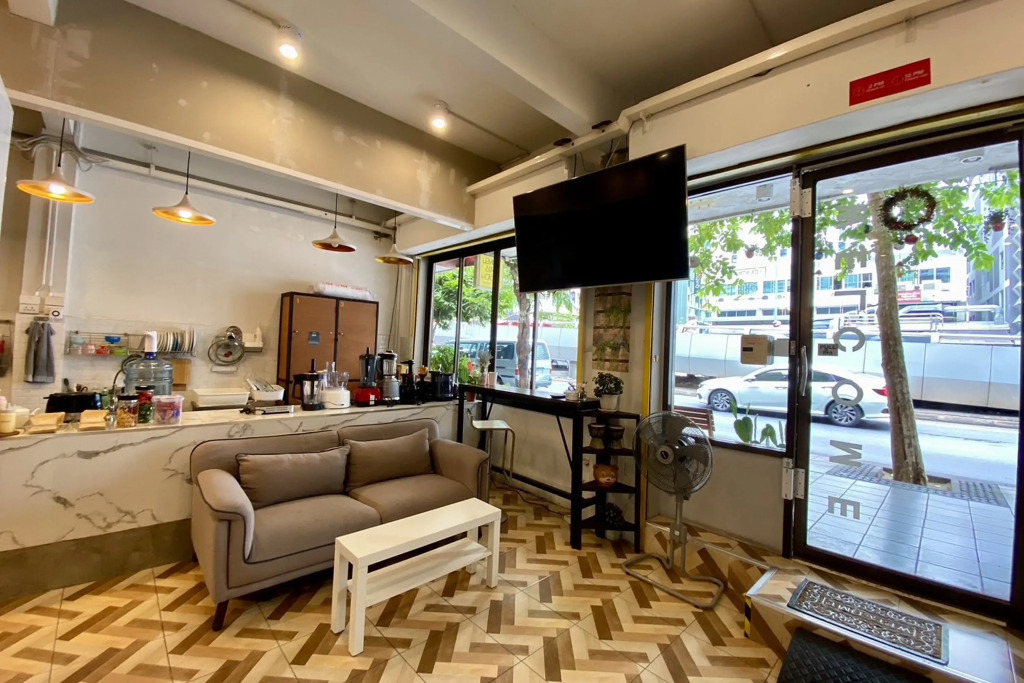 Lemon Siam Hostel Free Breakfast