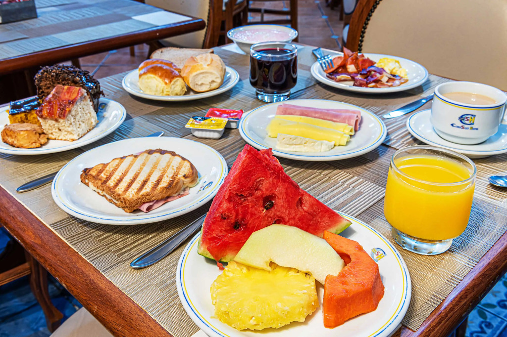 Hotel Euro Suite Campinas by Nacional Inn - Próximo ao Cambuí