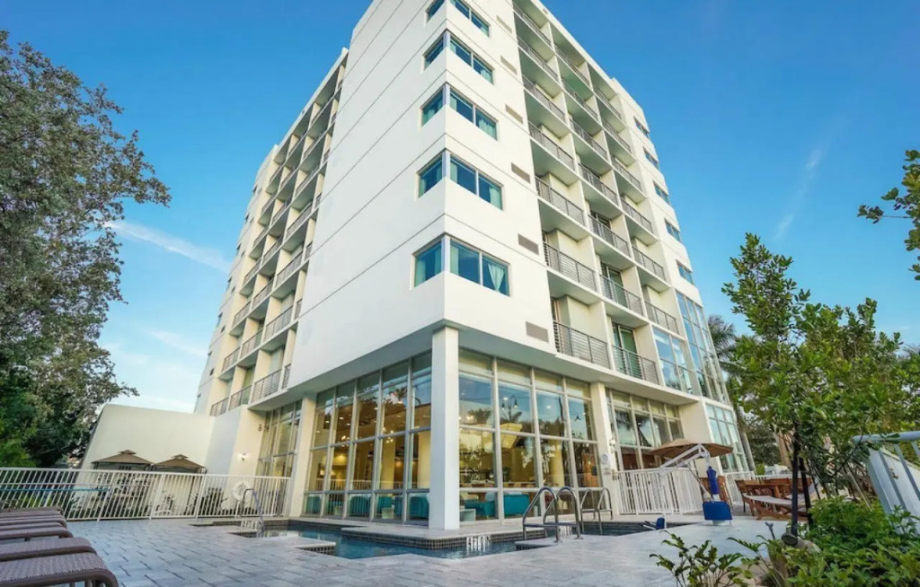 Maritime Hotel Fort Lauderdale Airport & Cruiseport