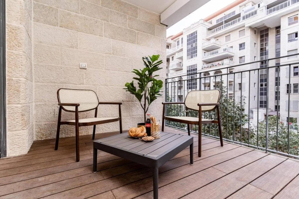 Central and Luxury New 2BR&2Bth - Private Parking