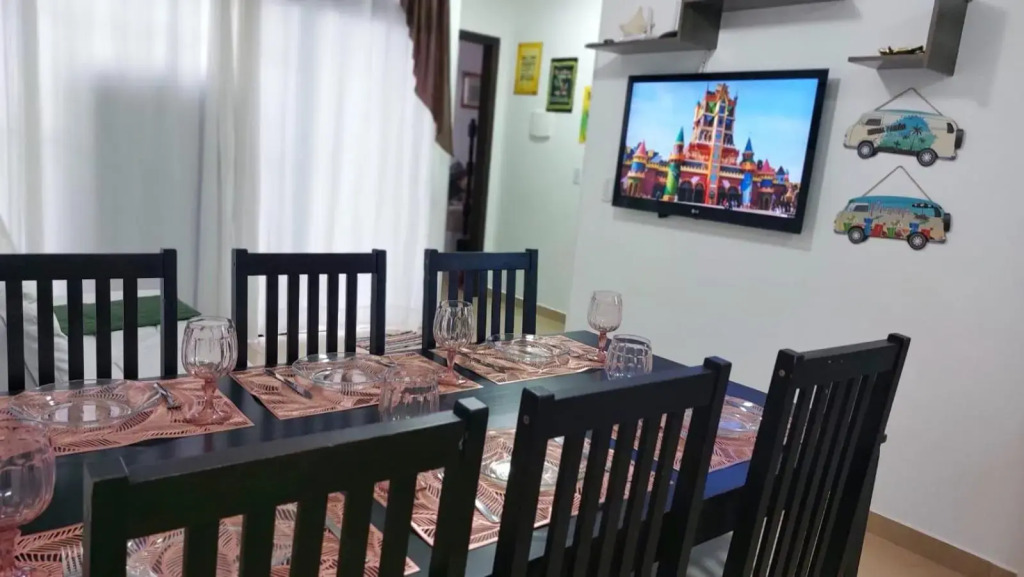 Linda casa a 150m da praia e prox ao Beto Carrero
