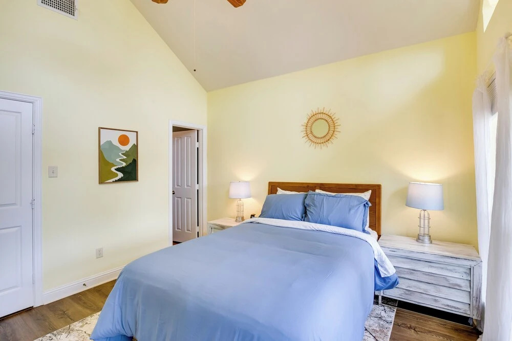 Fish & Kayak: Tranquil Cedar Creek Home!