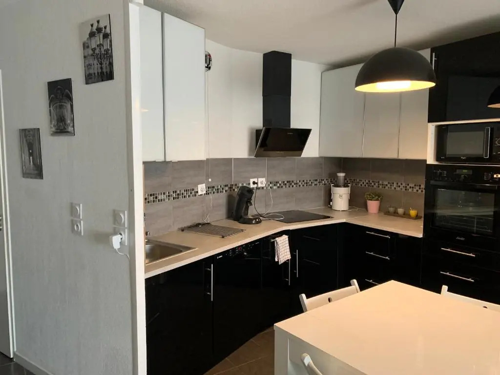 Superbe appartement neuf T3 de 71m2 en résidence a Marseille