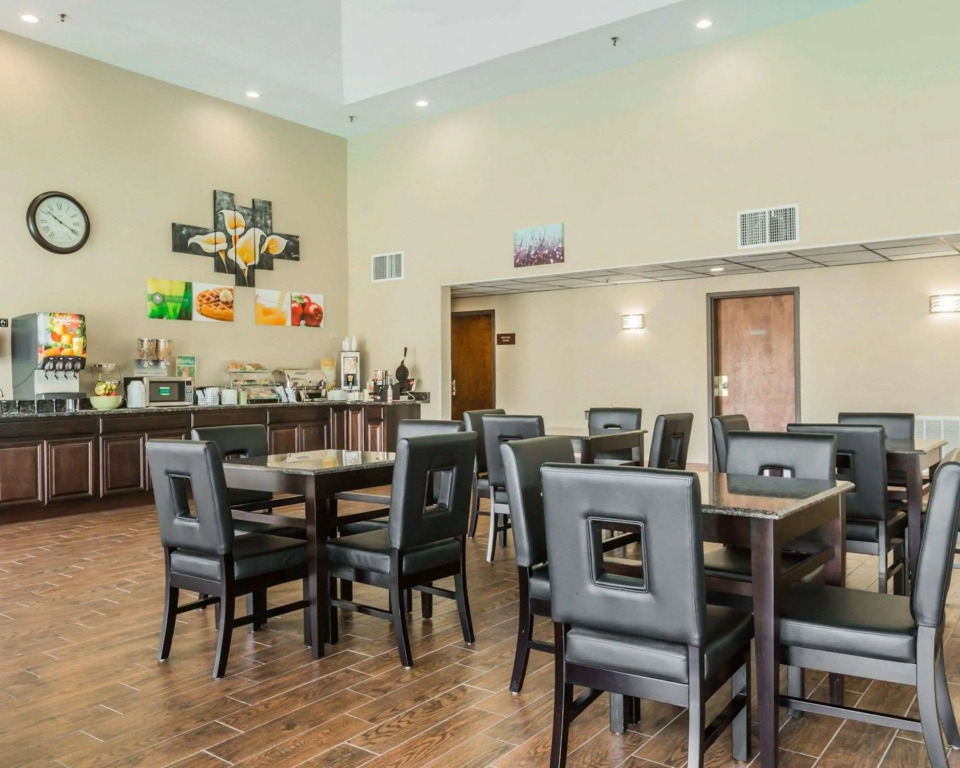 Quality Inn & Suites North Montgomery