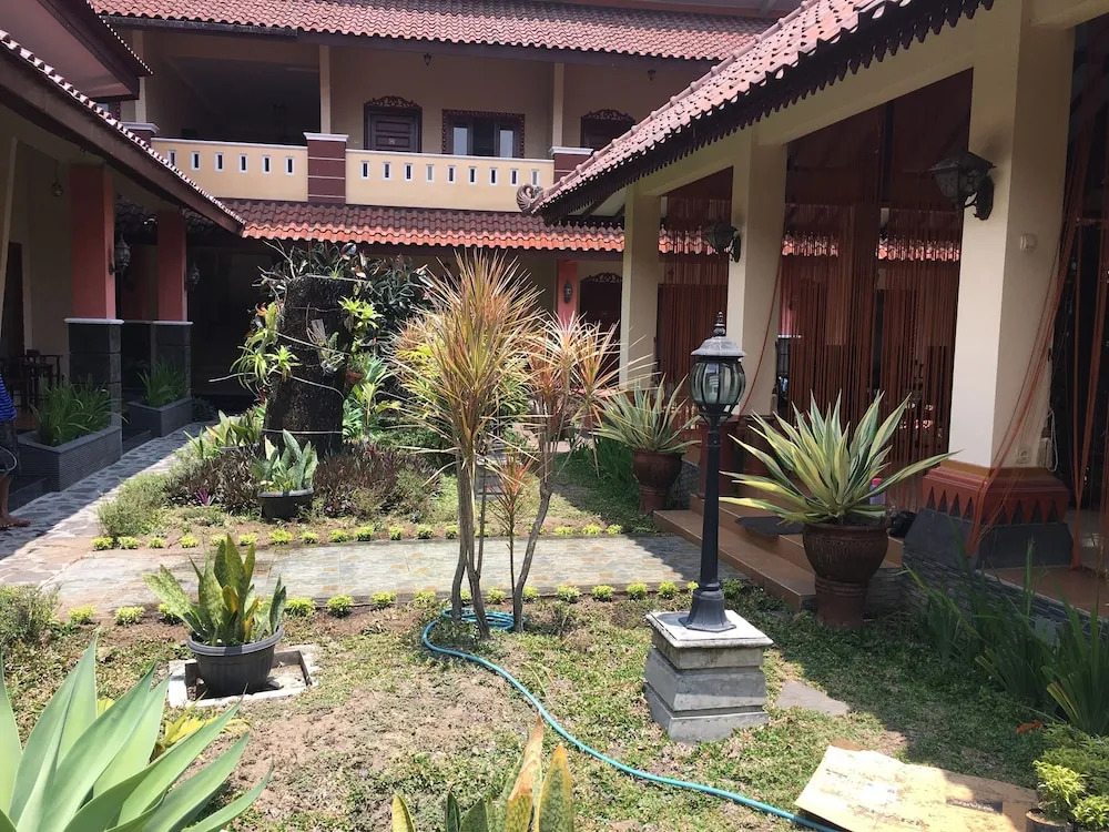 3C Familia Residence