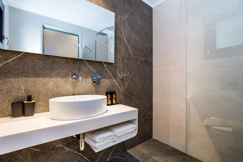 Epicentrum Suites