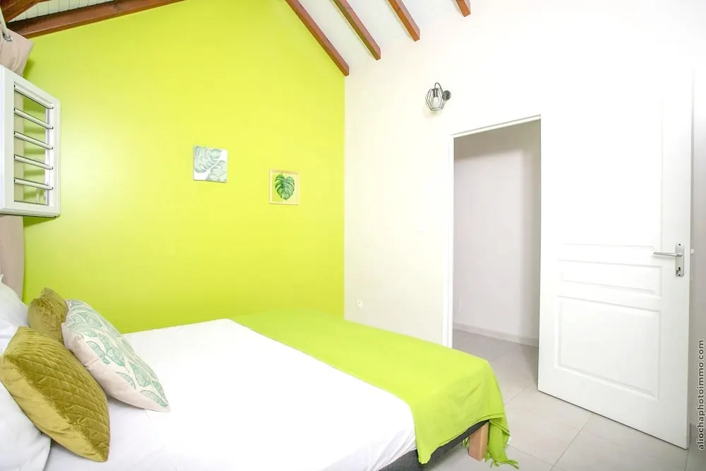 House With 3 Bedrooms in La Trinité, With Wonderful sea View, Private Pool, Enclosed Garden - 2 km From the Beach
