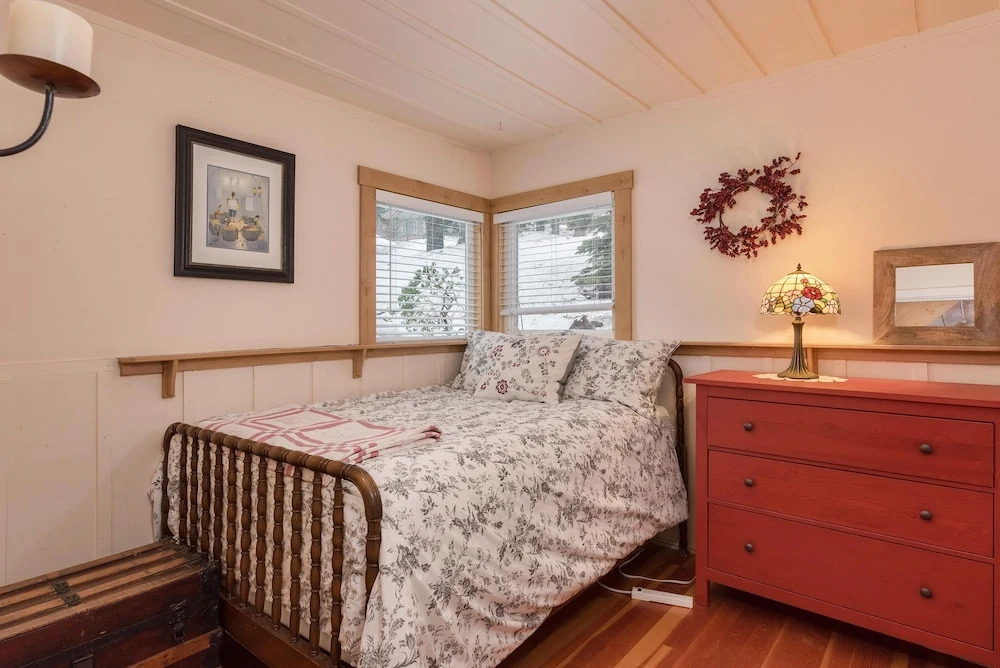 Carnelian Bay  By Ski Resorts 3 Bedroom Cabin