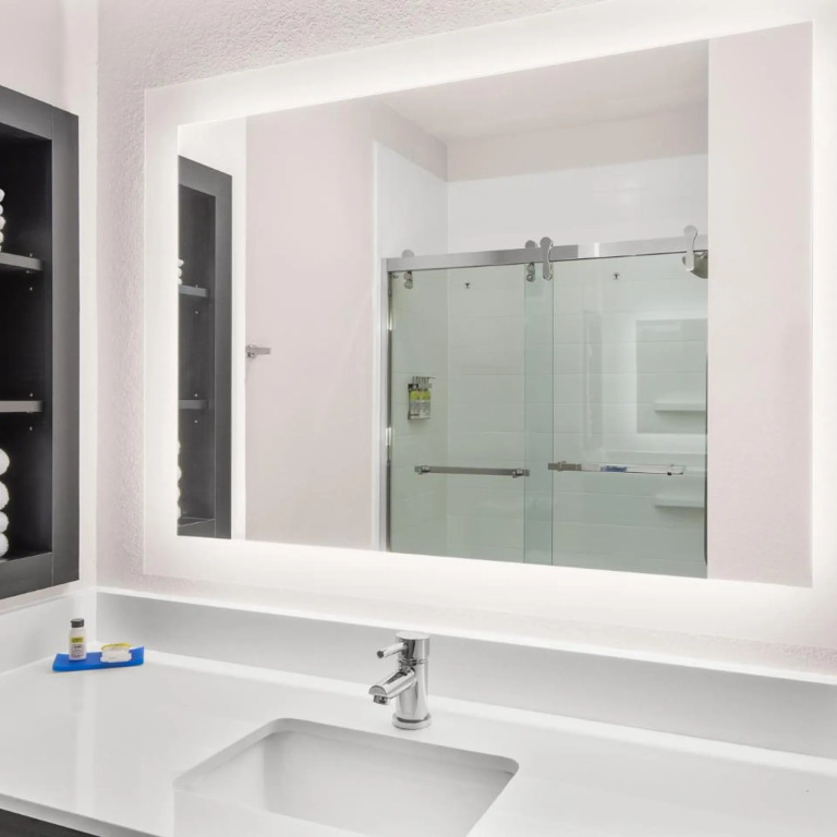 Holiday Inn Express & Suites Greenville-I-85 & Woodruff Rd by IHG