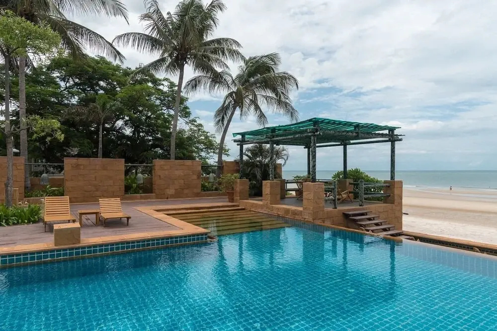 Warm White Hua Hin House
